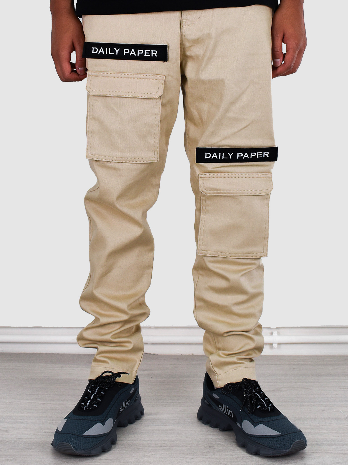 what shops sell cargo pants